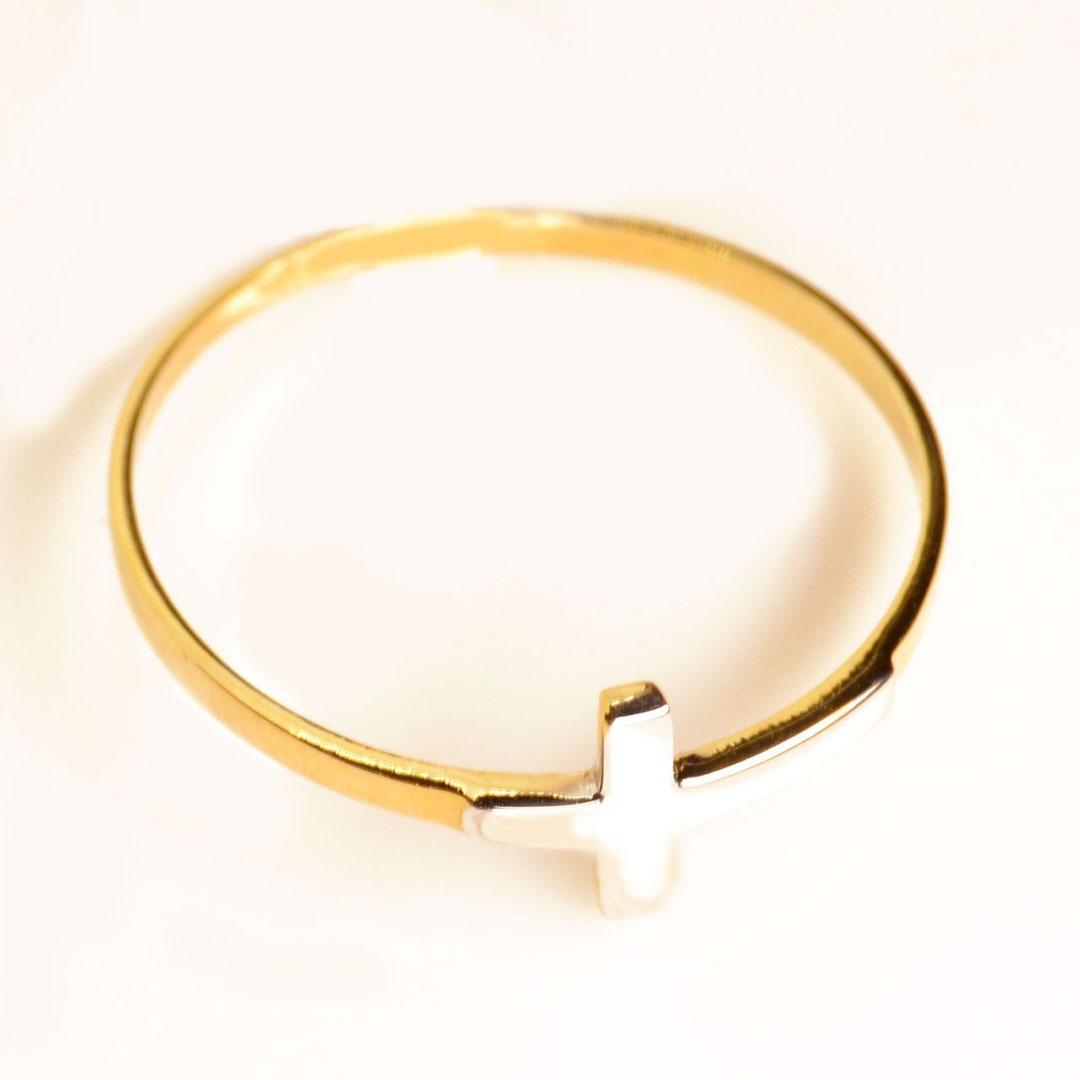 SORTIJA MUJER ORO 18K AMARILLO CON CRUZ BLANCA 6887