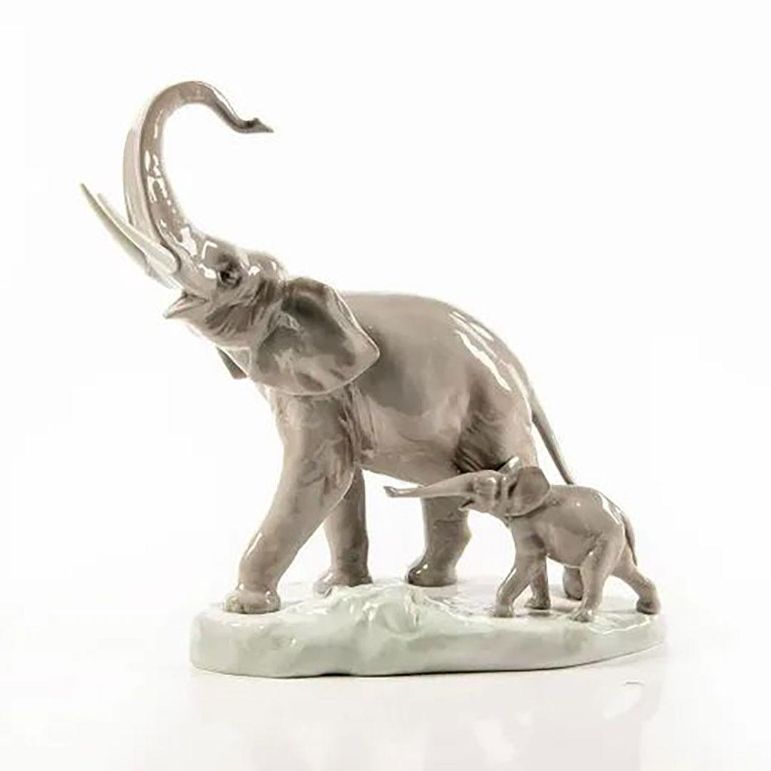 'FIGURA PORCELANA LLADRO ''ELEFANTE CON SU CRIA'' 1151'