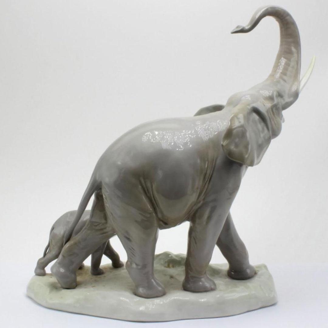 'FIGURA PORCELANA LLADRO ''ELEFANTE CON SU CRIA'' 1151'
