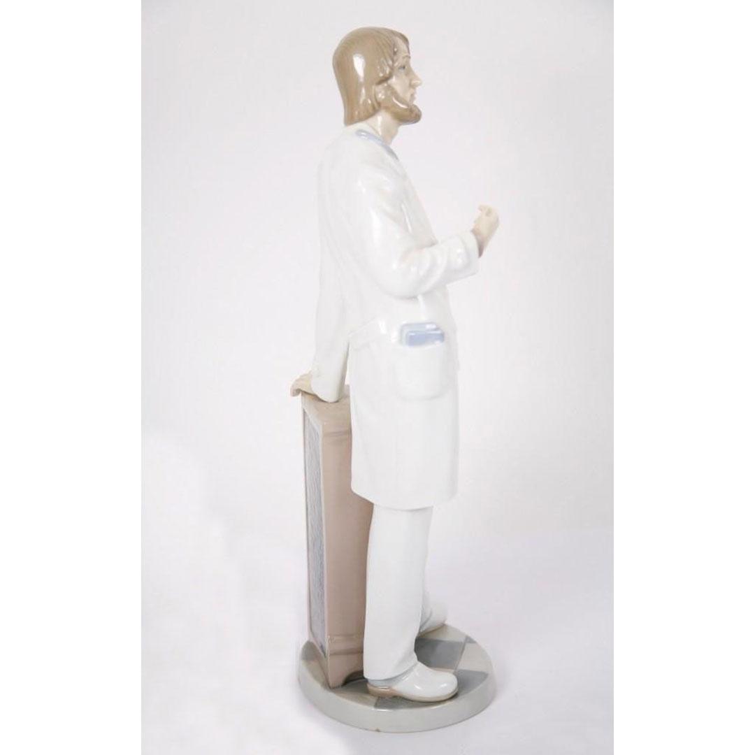 'FIGURA PORCELANA LLADRO ''DOCTOR'' 5948'