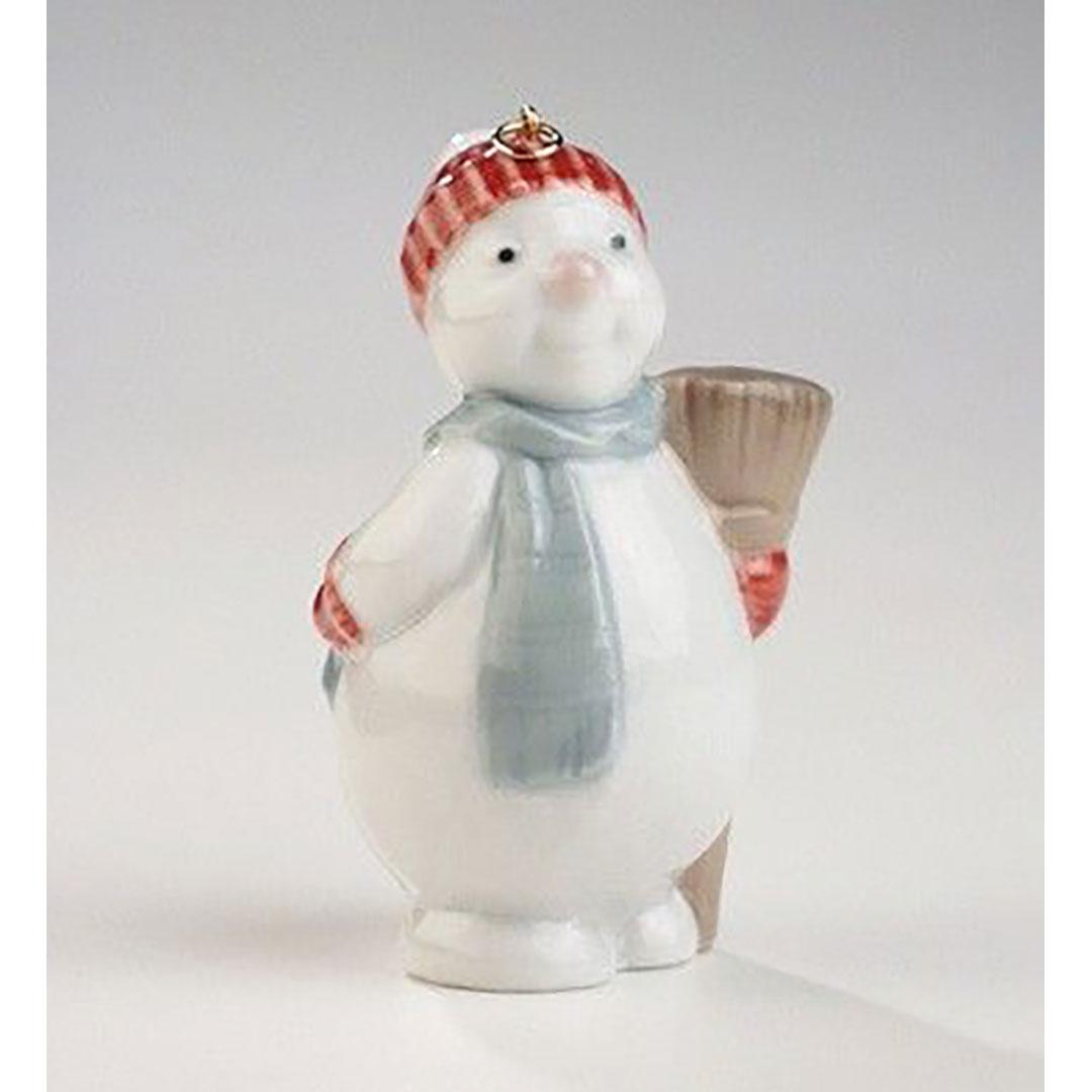 'FIGURA PORCELANA NAO ''Hora de limpiar'' 609-5009'